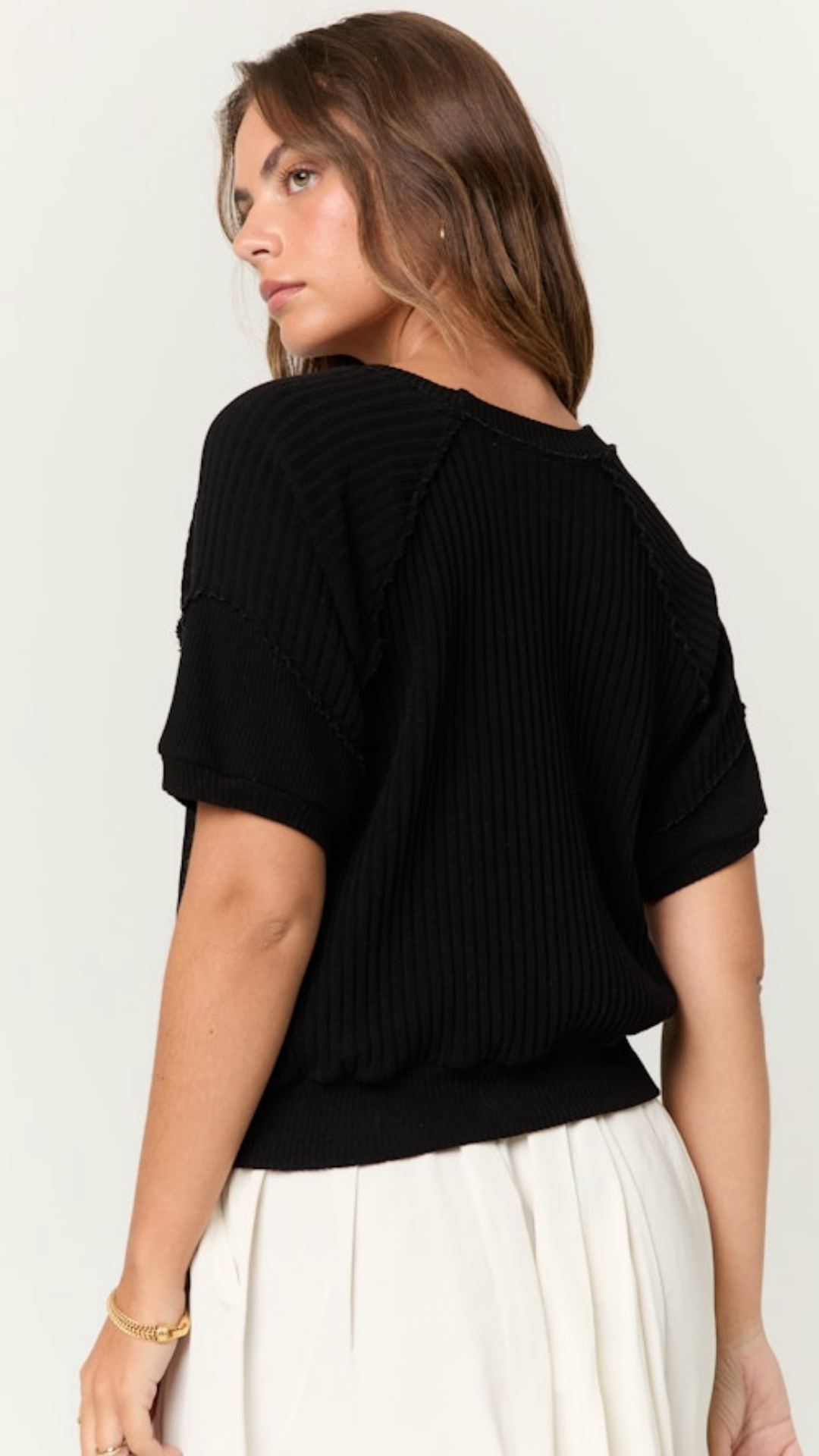 Rani Raglan Ribbed Short Sleeve Pullover Top